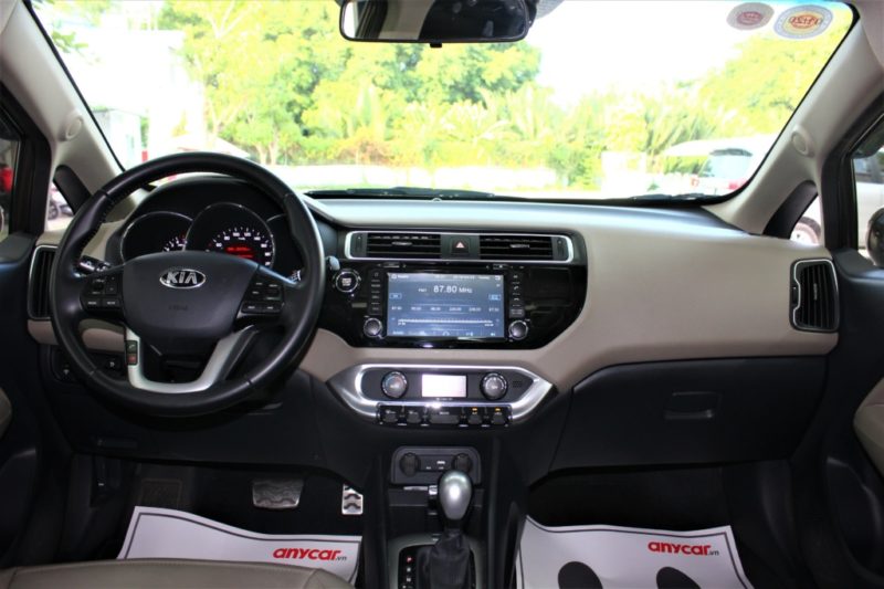 Kia Rio Hatchback 1.4AT 2015 - 18