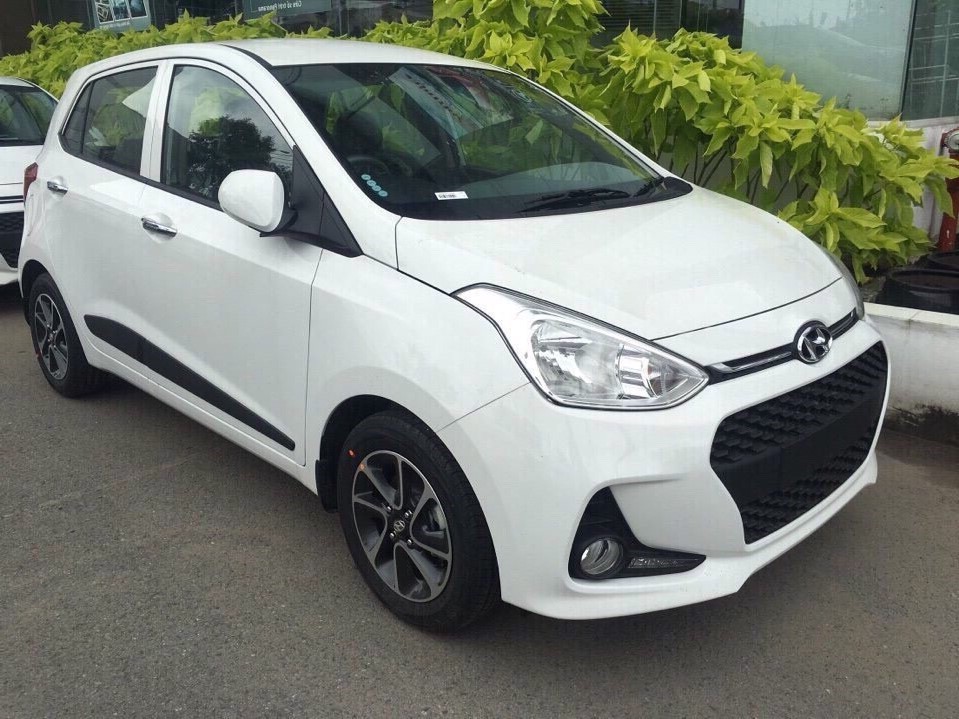 Hyundai i10 Hatchback 1.2AT 2017 - 1