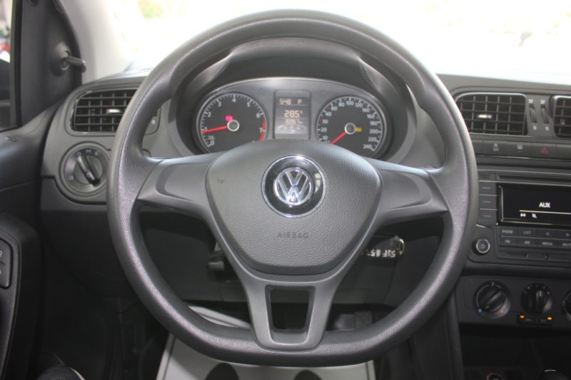 Volkswagen Polo 1.6AT 2016 - 11