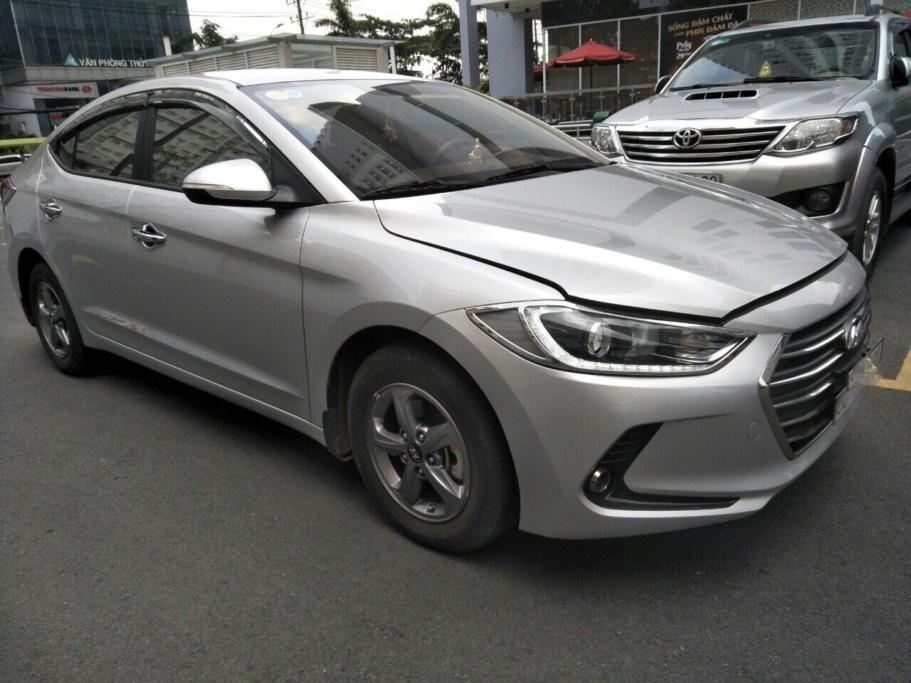 Hyundai Elantra GLS 1.6AT 2016 - 1