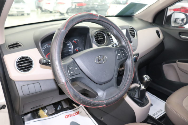 Hyundai i10 Sedan 1.2MT 2018 - 10