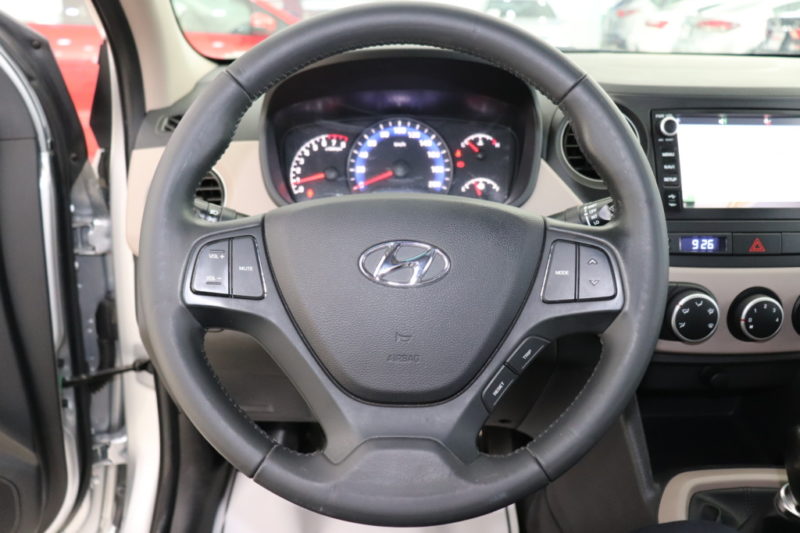 Hyundai i10 Sedan 1.2MT 2018 - 16