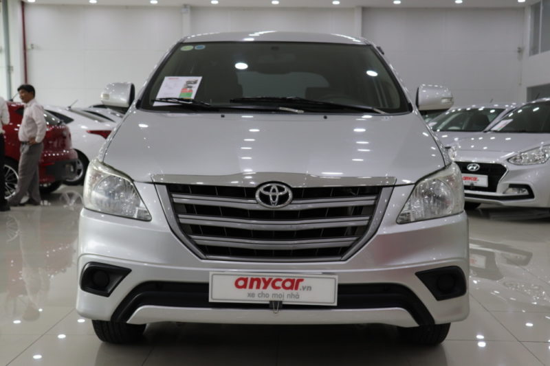 Toyota Innova E 2.0MT 2015 - 2