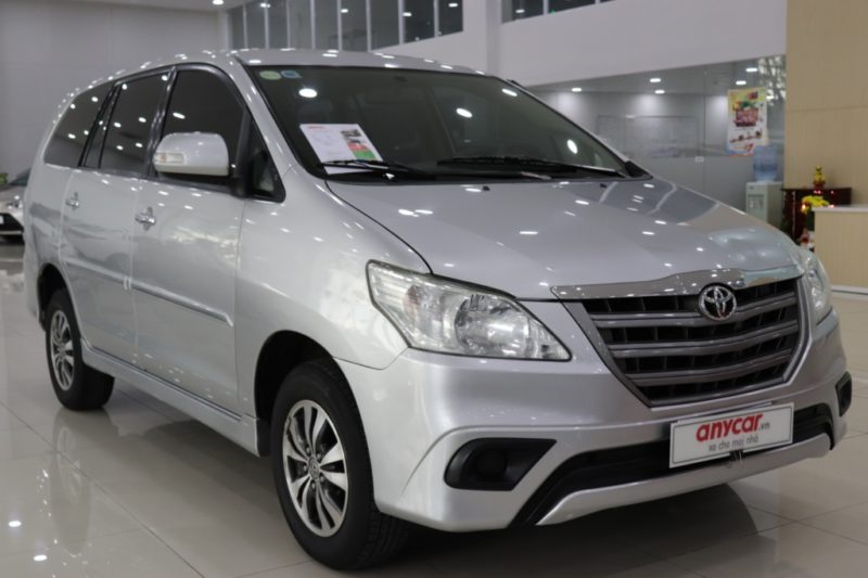 Toyota Innova E 2.0MT 2015 - 3