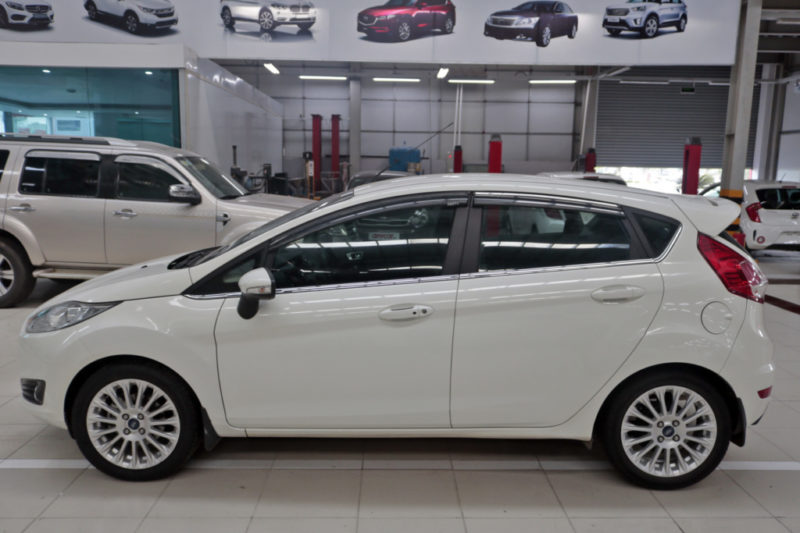 Ford Fiesta Sport 1.5AT 2016 - 4