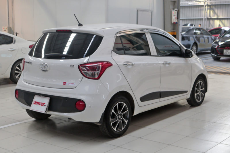 Hyundai i10 Hatchback 1.2AT 2017 - 7