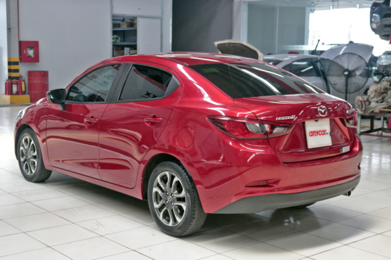 Mazda 2 Sedan 1.5AT 2016 - 6