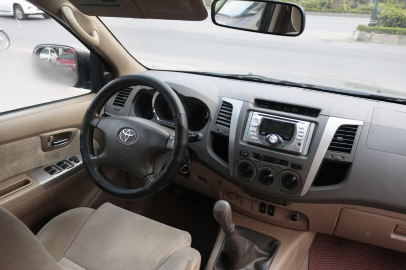 Toyota Fortuner 2.5MT 2009 - 12