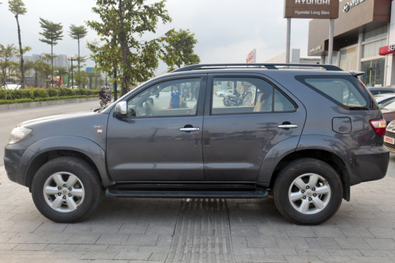 Toyota Fortuner 2.5MT 2009 - 4