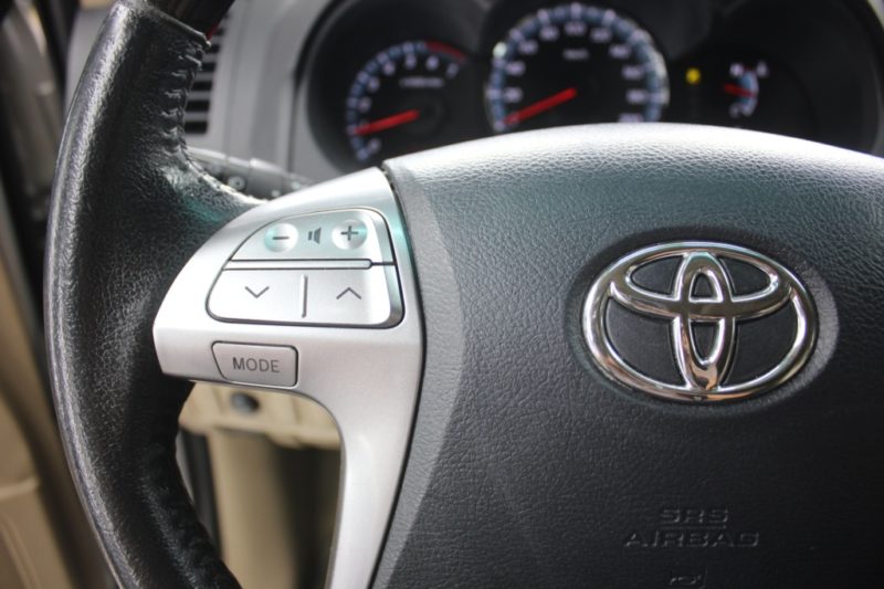 Toyota Fortuner 2.7AT 2014 - 11