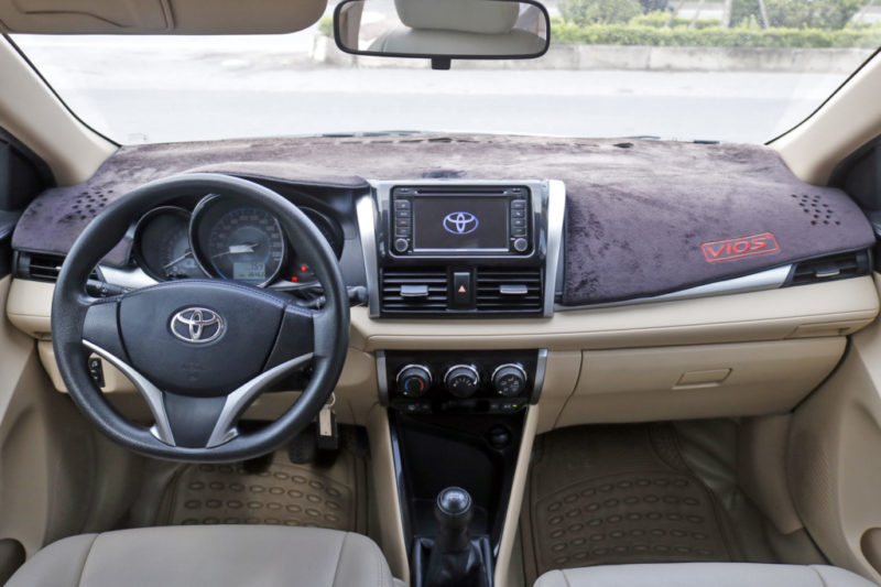 Toyota Vios E 1.5MT 2017 - 11