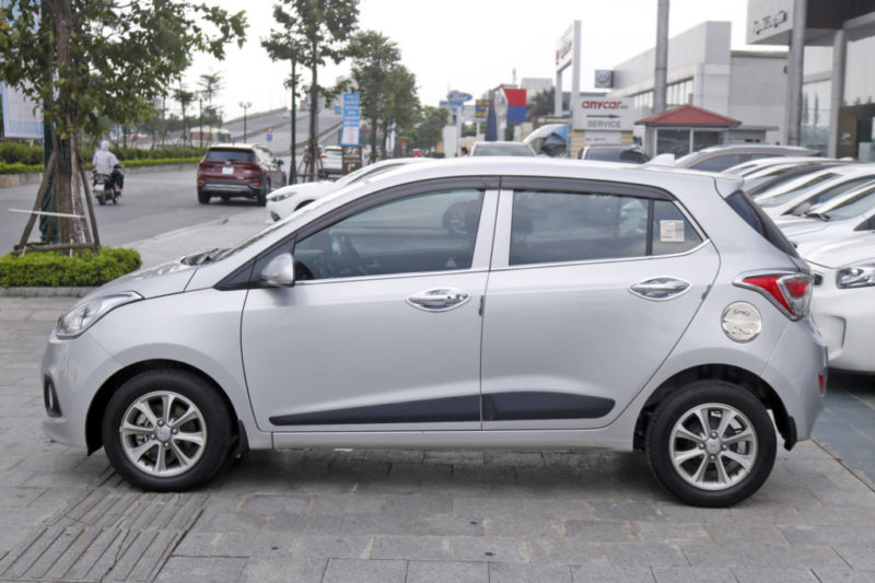 Hyundai i10 Hatchback 1.2MT 2016 - 4