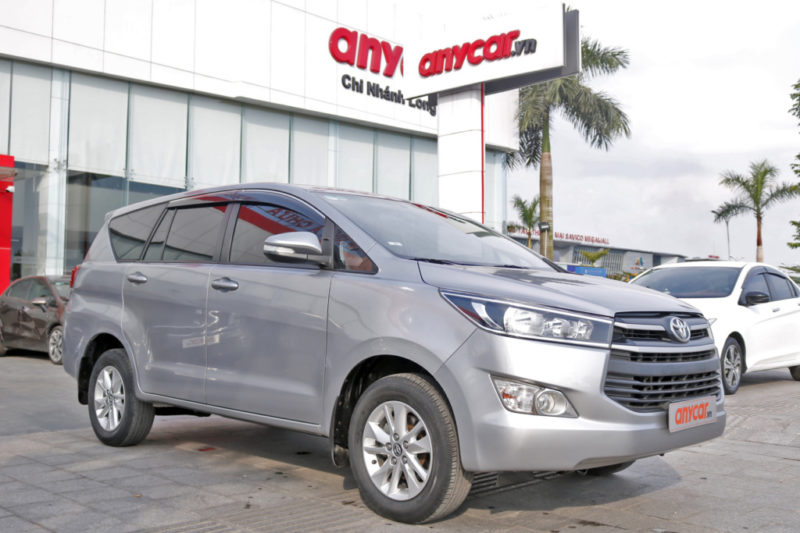 Toyota Innova E 2.0MT 2016 - 1