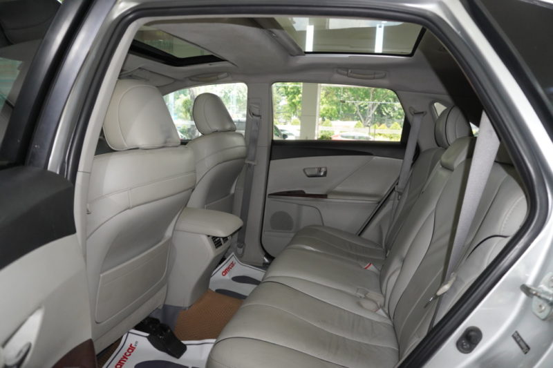 Toyota Venza 2.7AT 2009 - 23