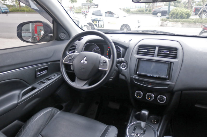 Mitsubishi Outlander Sport CVT 2.0AT 2014 - 13