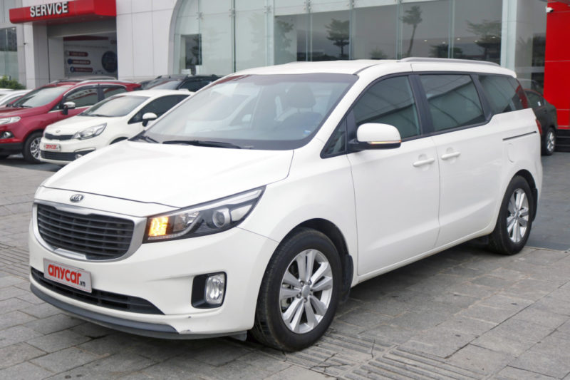 Kia Sedona 2.2AT 2016 - 3