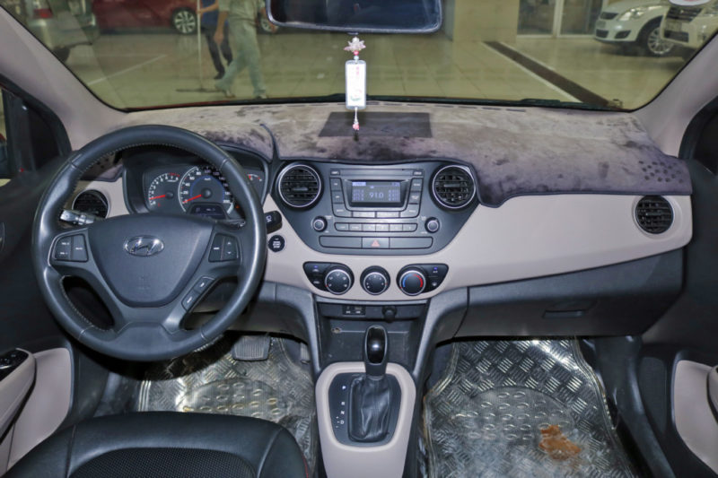 Hyundai i10 1.0AT 2014 - 13