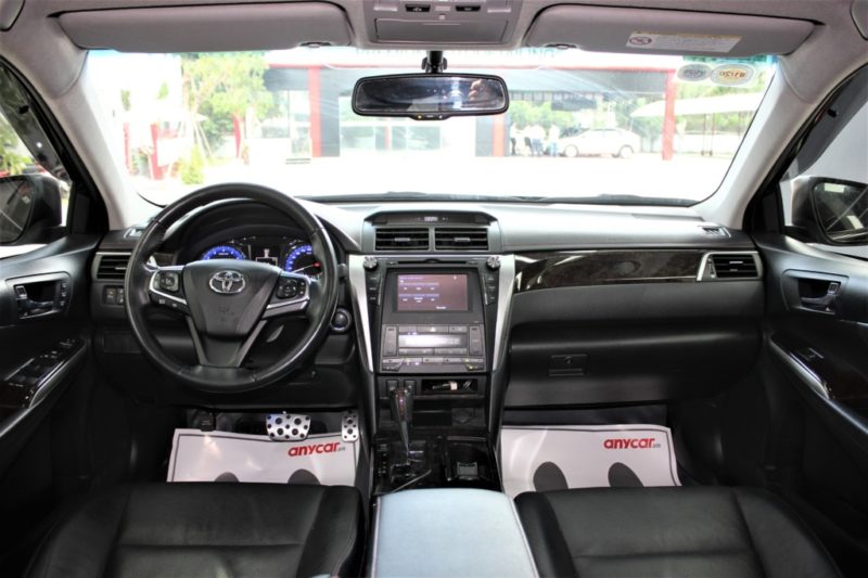 Toyota Camry Q 2.5AT 2016 - 21