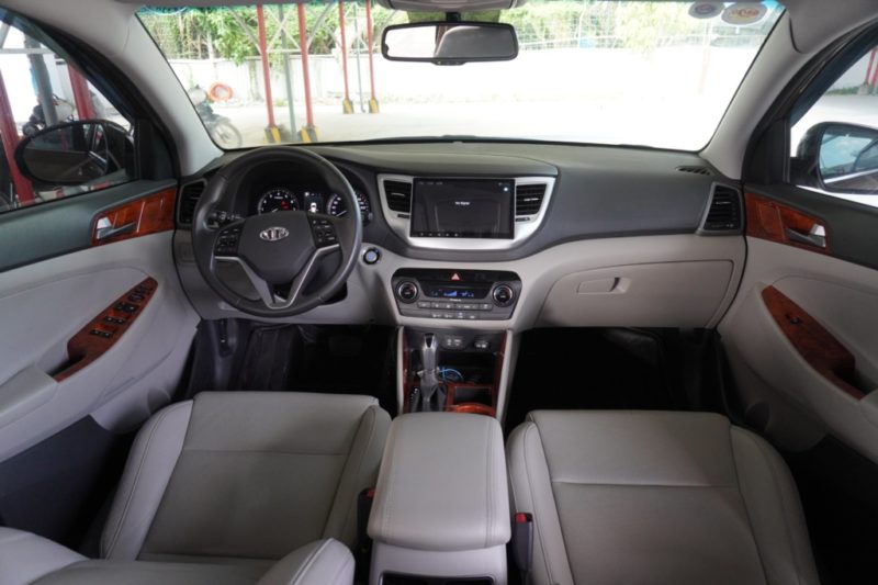 Hyundai Tucson 2.0 2WD Limited 2.0AT 2016 - 21