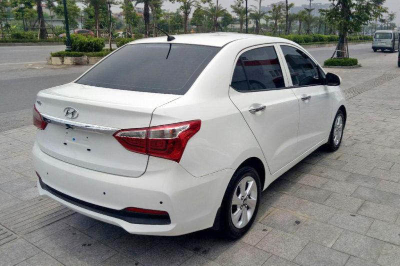 Hyundai i10 Sedan 1.2AT 2017 - 4