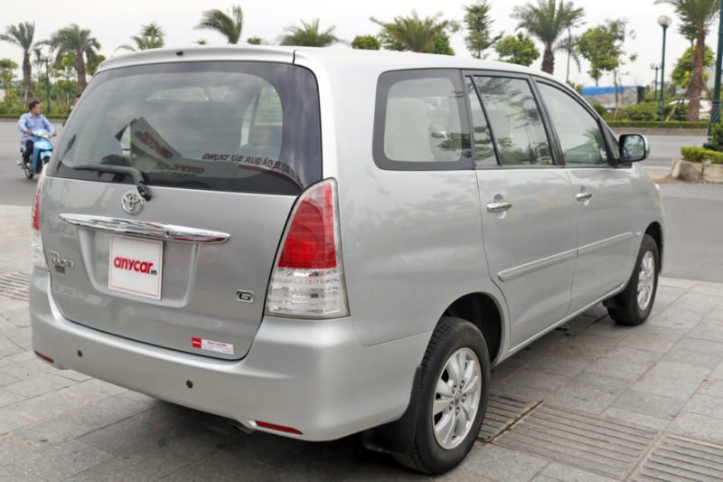 Toyota Innova G 2.0MT 2010 - 7