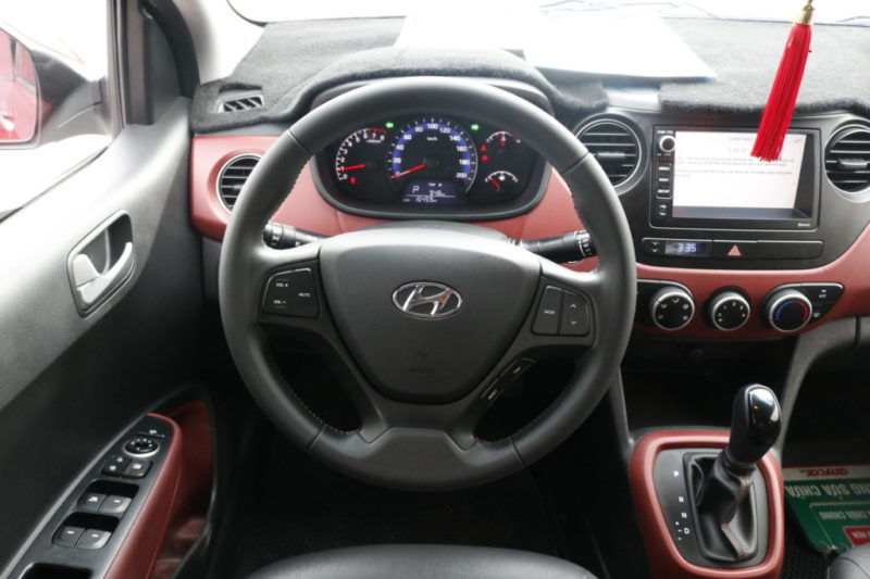 Hyundai i10 Sedan 1.2AT 2018 - 16