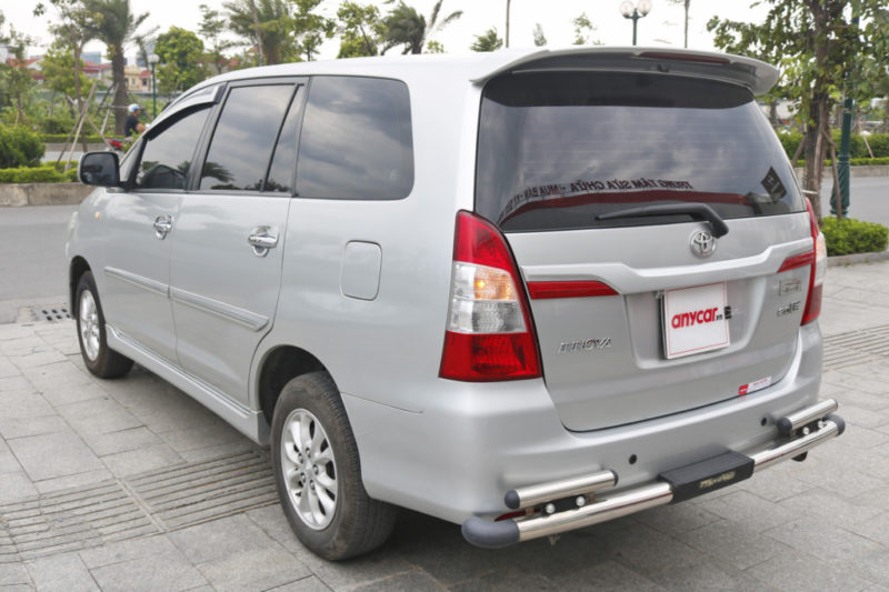 Toyota Innova E 2.0MT 2014 - 16