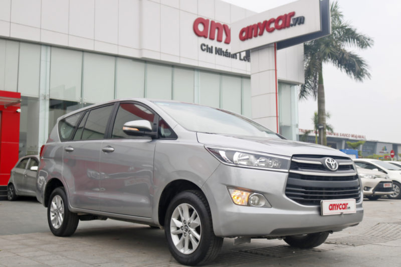 Toyota Innova E 2.0MT 2016 - 1