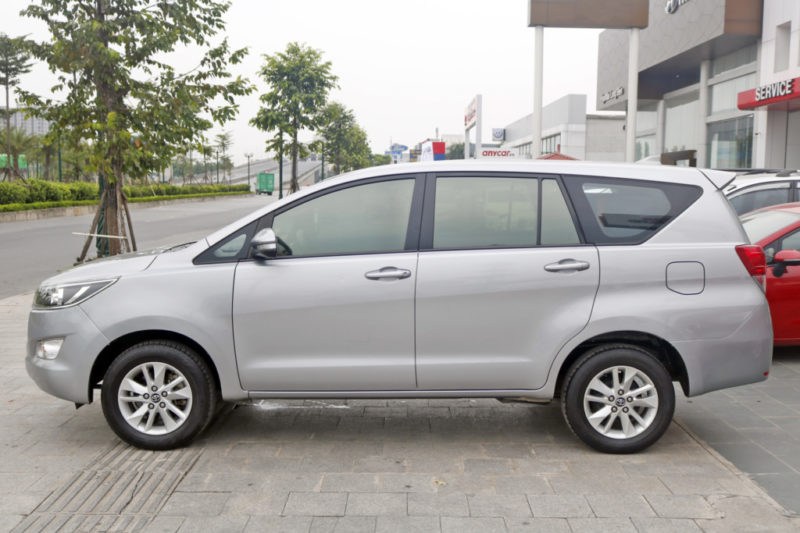 Toyota Innova E 2.0MT 2016 - 4