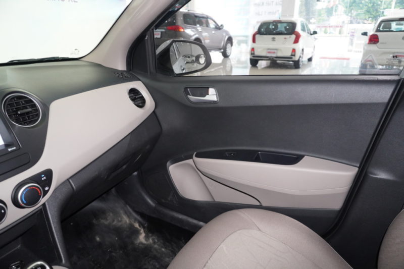 Hyundai i10 Sedan 1.2MT 2018 - 16