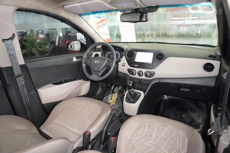 Hyundai i10 Sedan 1.2MT 2018 - 18