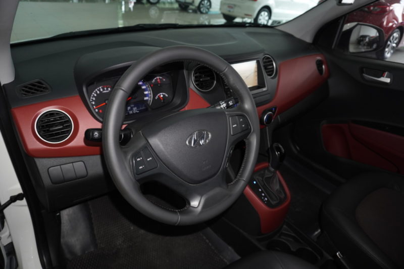 Hyundai i10 Sedan 1.2AT 2018 - 9