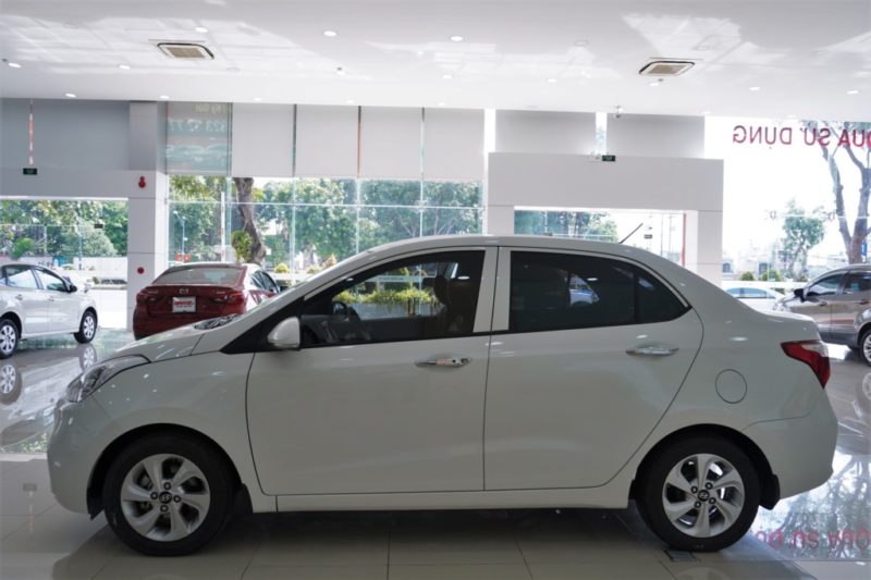 Hyundai i10 Sedan 1.2AT 2018 - 4