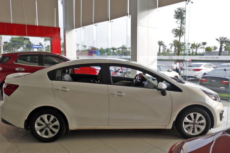 Kia Rio 1.4AT 2016 - 8