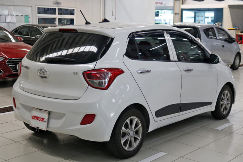 Hyundai i10 Hatchback 1.2AT 2016 - 8