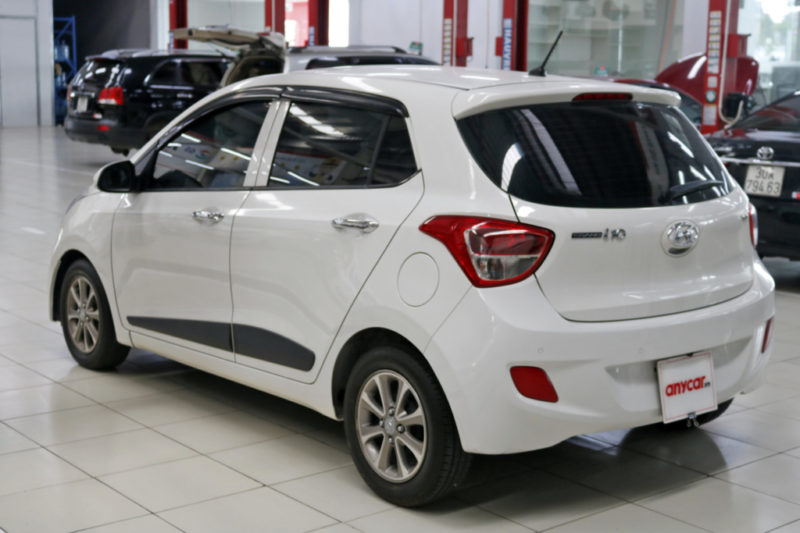 Hyundai i10 Hatchback 1.2AT 2016 - 6