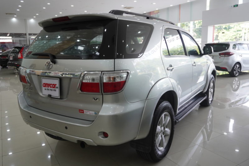 Toyota Fortuner 2.7AT 2011 - 6