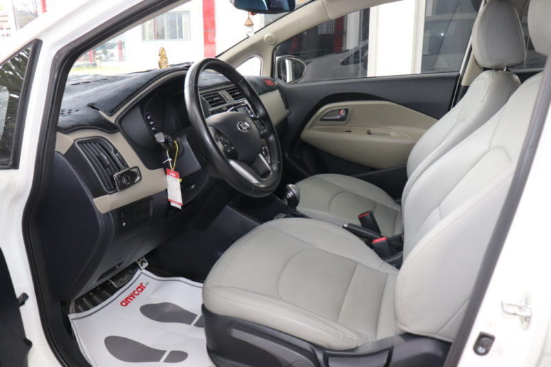 Kia Rio 1.4AT 2014 - 8