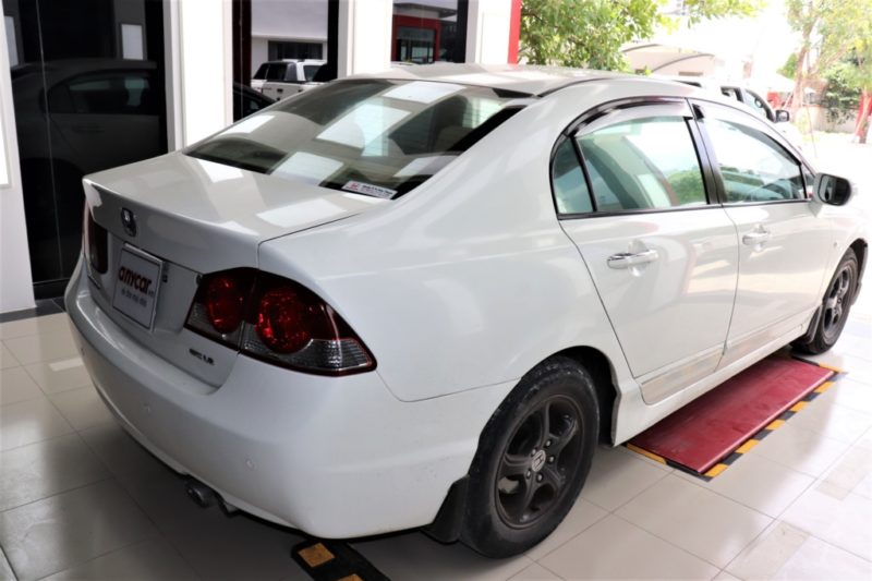 Honda Civic 1.8AT 2009 - 4