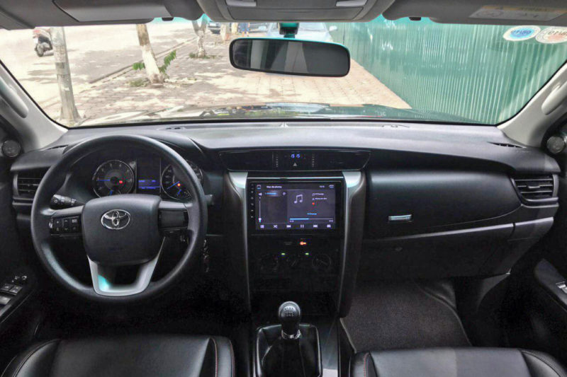 Toyota Fortuner 2.4MT 2016 - 6