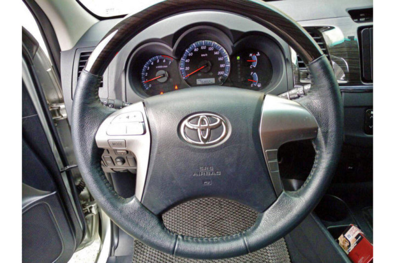 Toyota Fortuner 2.7AT 2014 - 7