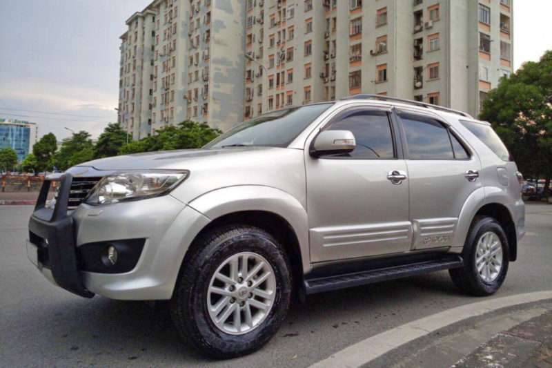 Toyota Fortuner 2.7AT 2014 - 2