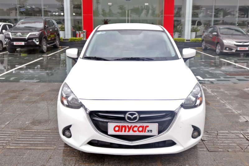 Mazda 2 Sedan 1.5AT 2015 - 2