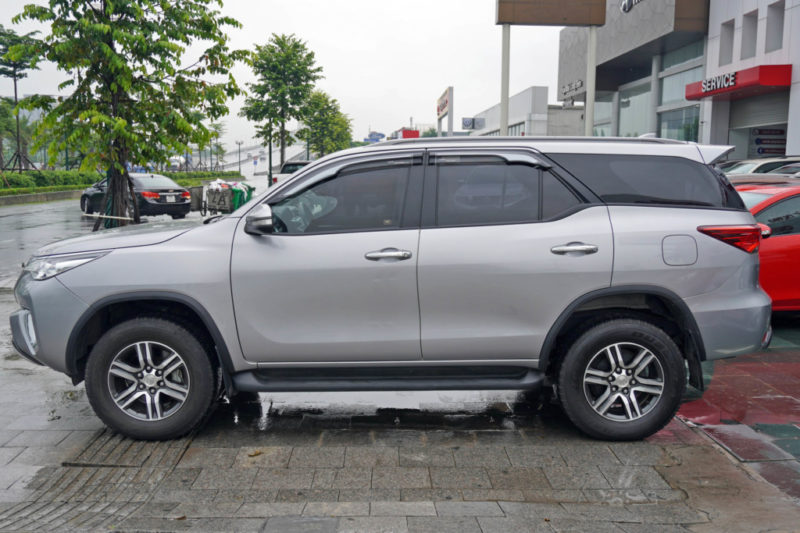 Toyota Fortuner 2.7AT 2017 - 4