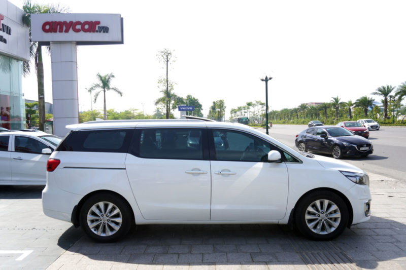 Kia Sedona 3.3AT 2015 - 2