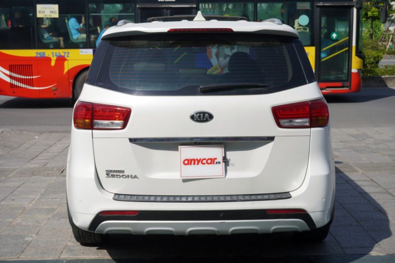 Kia Sedona 3.3AT 2015 - 6