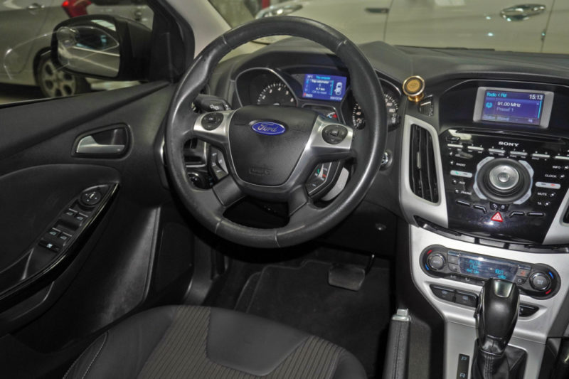 Ford Focus 2.0AT 2014 - 12