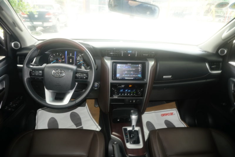 Toyota Fortuner 2.7AT 2017 - 18