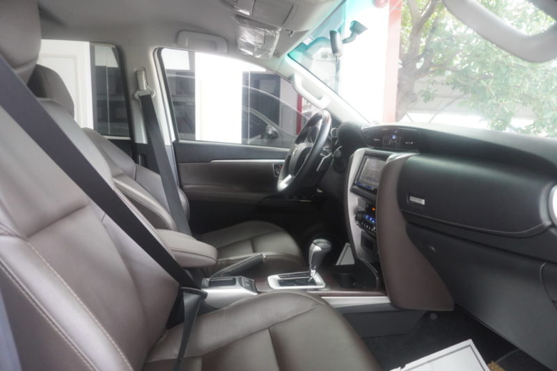 Toyota Fortuner 2.7AT 2017 - 8