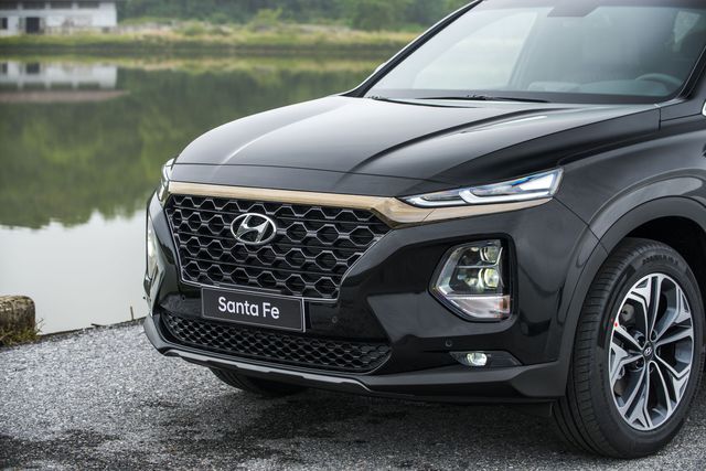 Đánh giá Hyundai Santafe 2019